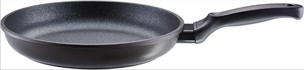 RÖSLE CADINI Bratpfanne, Hochwertige Aluminiumgusspfanne mit kratzfester Antihaftversiegelung ProResist, recyceltes Aluminium, induktionsgeeignet, spülmaschinengeeignet, 28 cm