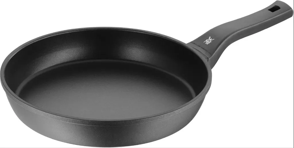 WMF Permadur Premium Bratpfanne Induktion 28 cm, Aluminium beschichtet, Kunststoffgriff mit Flammschutz